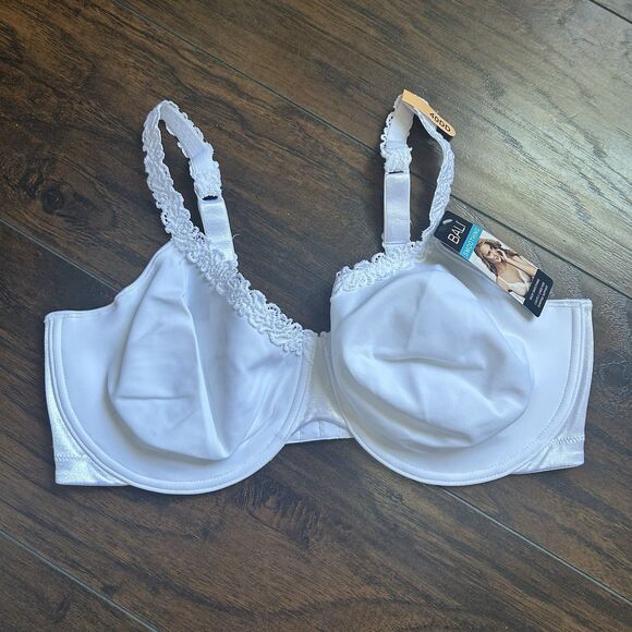 NWT Bali Side & Back Smoothing Underwire Bra White 40DD US100E - Picture 1 of 5